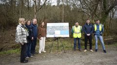 La conselleira de Medio Ambiente, ngeles Vzquez, coincidi el martes con el alcalde de Cuntis, Manuel Campos, en la presentacin del plan de restauracin fluvial del Umia