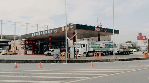 Estaci�n de servicio en el pol�gono de San Cibrao