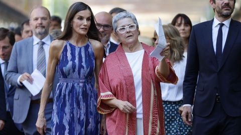 Eva Or�e, junto a la reina Letizia en la inauguraci�n de la Feria del libro.