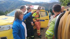 La vicepresidenta del Principado de Asturias, Gimena Llamedo, y el director general de Cooperacin Local y Seguridad, Olmo Ron, han visitado la zona afectada por el incendio forestal de Ibias