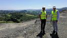 Carlos S�nchez y Juan Ordieres en la cantera de Priorio