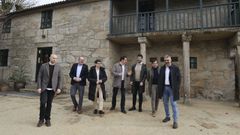 Participantes en la presentaci�n de la etapa, en Padr�n