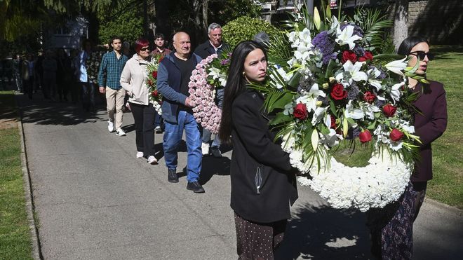 Homenaje a los cinco mineros fallecidos en accidente en la mina de Cerredo, el pasado a�o, este martes en Villablino