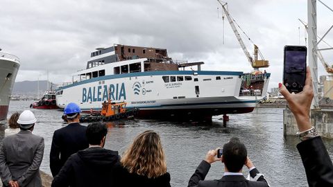 Botadura del primer ferry el�ctrico de Espa�a en los astilleros Arm�n