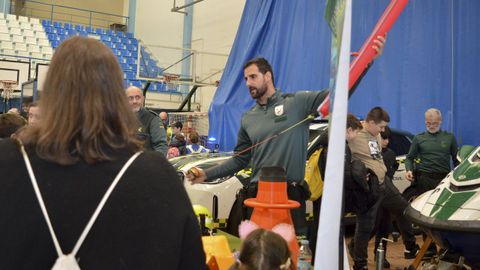 Despliegue de la Guardia Civil en Pontedeume. 