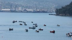 El marisqueo a flote regres� este viernes a la r�a de Pontevedra por primera vez desde el 26 de abril