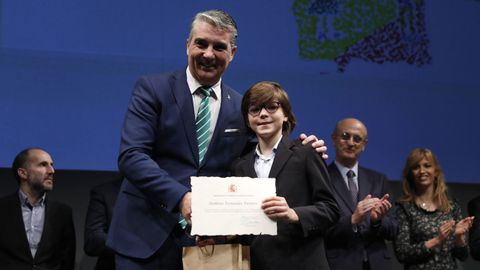 Hasta un total de cuarenta alumnos de distintos centros de la provincia resultaron premiados en el concurso de la Constituci�n.