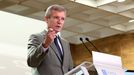 Alfonso Rueda, este lunes en Santiago de Compostela.