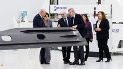 El presidente de la Xunta de Galicia Alfonso Rueda, acompa�ado de la conselleira de Econom�a e Industria, Mar�a Jes�s Lorenzana, visita Delta Vigo Aeroestructuras en Nigr�n de la mano de Francisco Puga.
