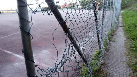 As� est� el entorno de las pistas polideportivas de A Canteira
