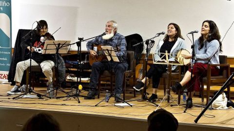 El grupo Catro nun zoco actuar en la Casa-Museo Manuel Mara de Outeiro de Rei