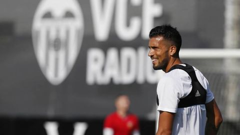 El jugador del Valencia Ezequiel Garay