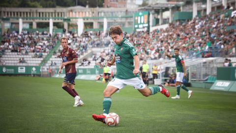 Ra�l Blanco preparando un centro al �rea