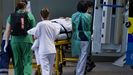 La media habitual de urgencias en el edificio central es de 390 enfermos por días. Desde primeros de diciembre se ha disparado por encima de los 460 por jornada