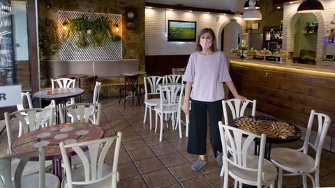 El mar en el subsuelo: en esta emblemtica cafetera de la Marina, en los soportales de las Casas de Paredes,  llevan decenios conviviendo con un fenmeno en su stano que recuerda al acqua alta veneciana, la inundacin de las zonas ms bajas cuando el nivel del agua supera los 90 centmetros por encima del nivel de la marea normal