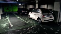 As� qued� el garaje de Navia donde ardieron 35 coches