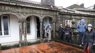 Visita al interior de la Casa da Parra, donde hicieron trabajos arqueolgicos para su rehabilitacin como Casa da Ciencia, con motivo de la Semana do Patrimonio Invisible