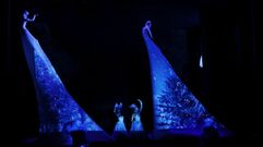 El auditorio de Ourense acogi� el espect�culo de recepci�n a Pap� Noel.