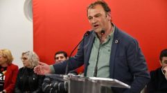 El socialista Jos� Sanmart�n, que encabez� una lista que consigui� tres ediles, est� siendo el protagonista de la resaca electoral.