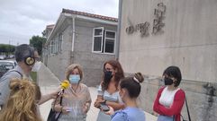 Montse Prado y Sandra Fern�ndez Agraso denunciaron la falta de personal en Baltar, Sanxenxo