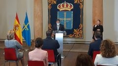 El alcalde de Oviedo Alfredo Canteli durante el acto de connmemoraci�n por el 25 de mayo