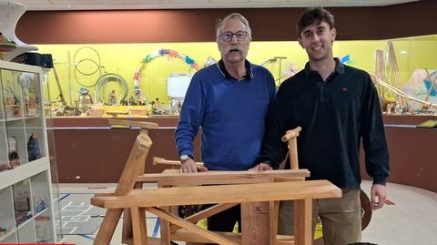 Ricardo P�rez y Verdes, con el estudiante Mart�n Cubillas 