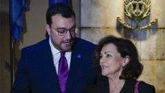 El presidente del Principado de Asturias, Adri�n Barb�n, y la presidenta del Consejo de Estado, Carmen Calvo