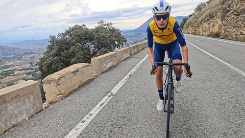 �lvaro Sansano, nuevo corredor del Club Ciclista Padron�s Cortizo