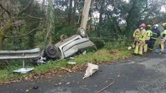 El veh�culo acab� volcado fuera de la carretera