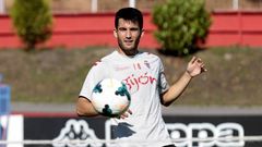 Isma L�pez, entrenando con el Sporting