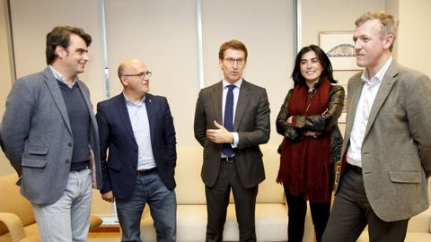 Feijoo, entre Diego Calvo, Jos Manuel Baltar, Elena Candia y Alfonso Rueda, en una imagen de archivo.