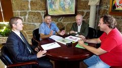 Los m�ximos dirigentes feriales y del Concello se reunieron ayer