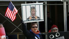 Manifestaci�n contra Trump ante el tribunal de Nueva York que lleva el caso Stormy.