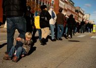 En Maine se form� una cola de 14.000 personas para asistir a un mitin de Obama.