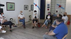 Ana Pont�n se reuni� con empresarios hosteleros y con el alcalde y concejales del BNG de Poio