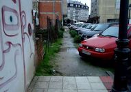 El mal estado o la falta de aceras es una de las quejas del BNG.