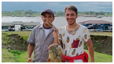 Cristian en el Amazonas.