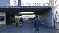 La vacunaci�n contra el covid sigue abierta en los dos recintos del �rea sanitaria, en la imagen, el edificio administrativo de la Xunta en Campolongo, en Pontevedra