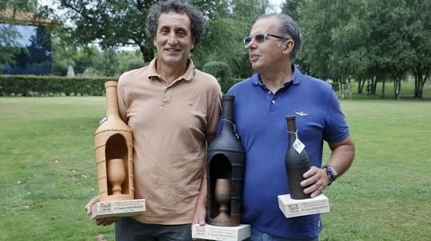 Juan Carlos Varela, de Viña Vella, y Juan Vázquez, de Casa Moreiras, a la derecha