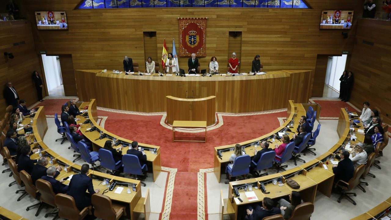 La duodécima legislatura arranca en el Parlamento con Santalices de ...