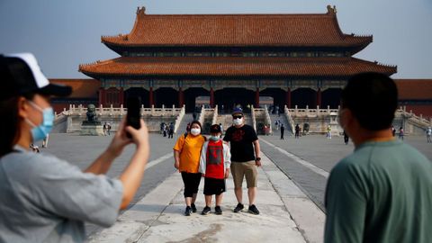 El 1 de mayo tambin reabri sus puertas a los visitantes la Ciudad Prohibida de Pekn