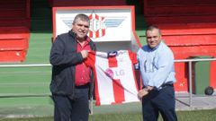 Josi�o Abalde, el d�a de su presentaci�n