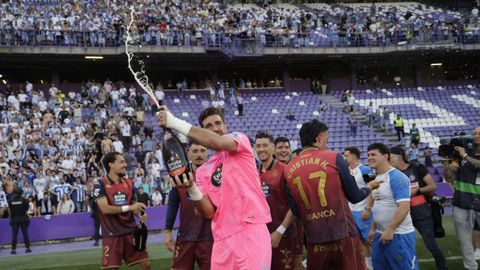 El D�por celebra el ascenso en Valladolid