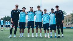 Los jugadores del Celta Izan Server, Hugo Gonz�lez, Joel L�pez, Hugo Burcio, �scar Marcos, �ngel Arcos y Coke Carrillo.