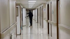 Un usuario del refugio Pardo de Atn el pasado lunes