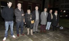 Javier Trillo, segundo por la derecha, junto al resto de la ejecutiva local y a su delegado en Galicia. 