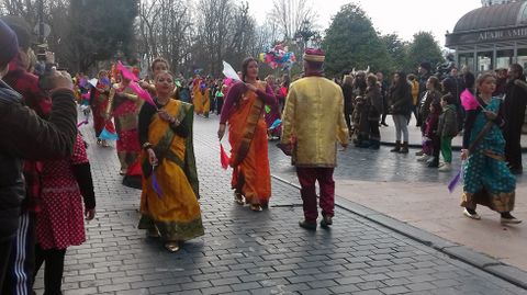 Multitudinario desfile de carnaval en el centro de Oviedo.Multitudinario desfile de carnaval en el centro de Oviedo 