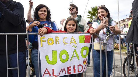 Imgenes de la Etapa 16 de La Vuelta a Espaa entre Poio y Mos