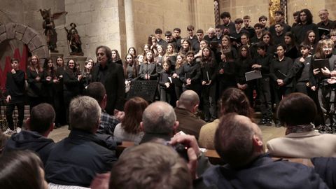<span lang= gl >En imaxe de arquivo, concerto do Coro do Conservatorio de M�sica de Viveiro, dirixido por Antonio �lvarez Neira, Dosi</span>