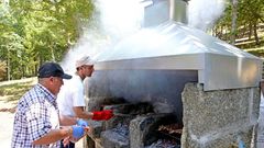 La Xunta inici� el a�o pasado la autorizaci�n de barbacoas en zonas ZAR, como esta del parque forestal de Sai�ns, en Vigo, bajo estrictas condiciones de seguridad